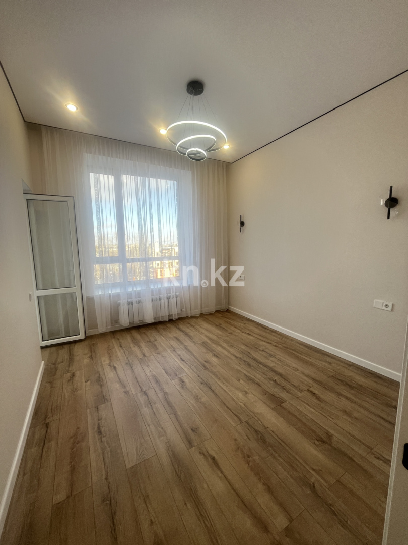 Продажа 2-комнатной квартиры, 35 м², Абая, дом  84 в Астане
