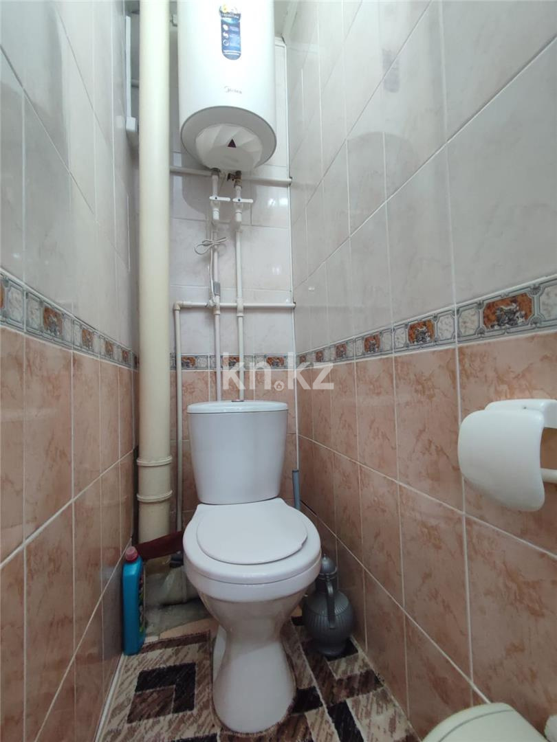 Продажа 4-комнатной квартиры, 61 м², мкр-н 15 в Караганде - фото 9