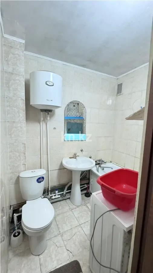 Продажа 2-комнатной квартиры, 44 м², мкр-н Восток-2, дом  14 в Караганде - фото 3