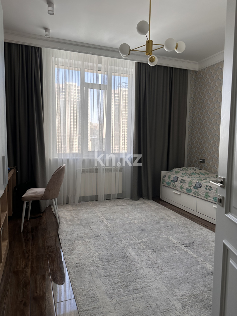Продажа 5-комнатной квартиры, 162 м², ул. Керей, Жанибек хандар в Астане - фото 11