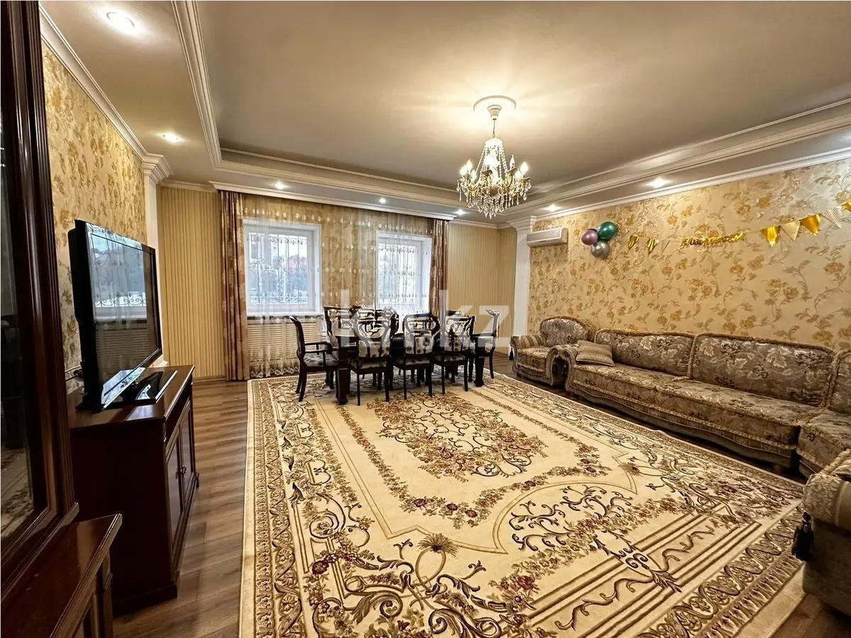 Продажа 5-комнатной квартиры, 184 м², ул. Иманова, дом  18а в Астане