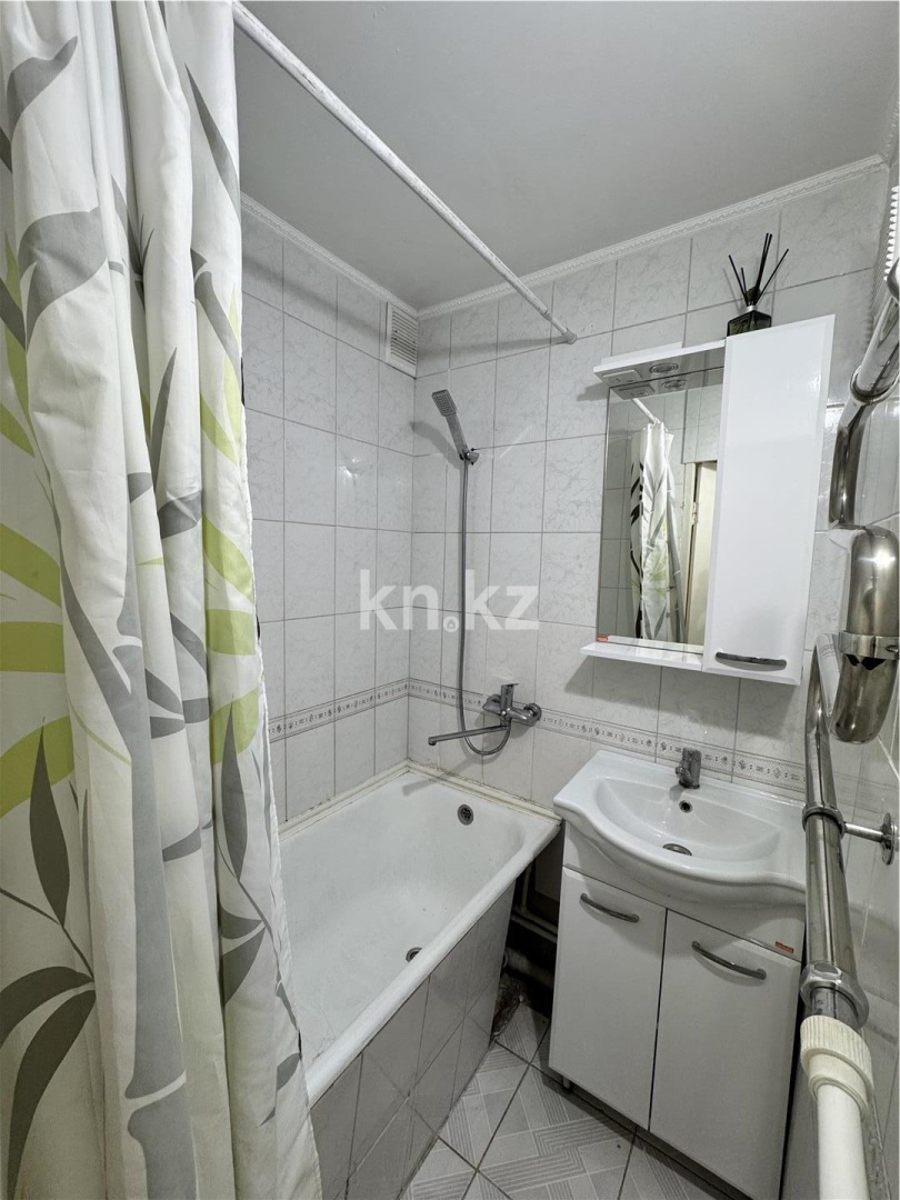 Продажа 2-комнатной квартиры, 30 м², пр. Строителей в Караганде - фото 8