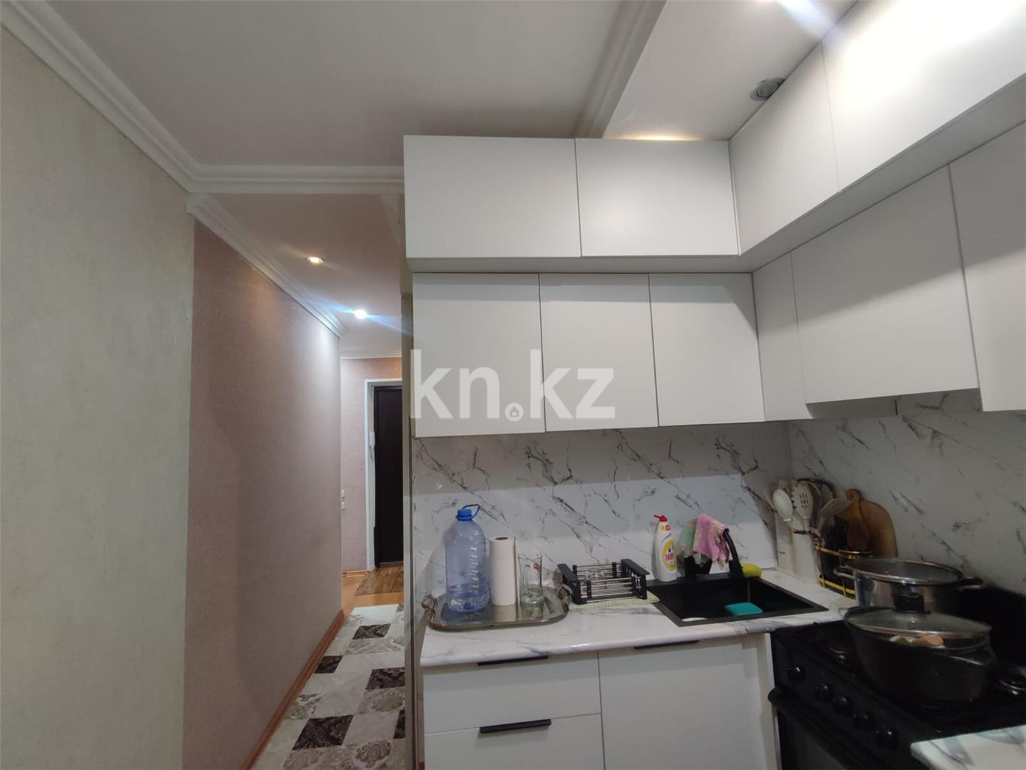 Продажа 4-комнатной квартиры, 61 м², мкр-н 15 в Караганде - фото 6