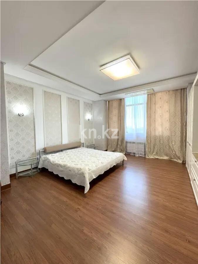 Продажа 5-комнатной квартиры, 212 м² в Астане - фото 3