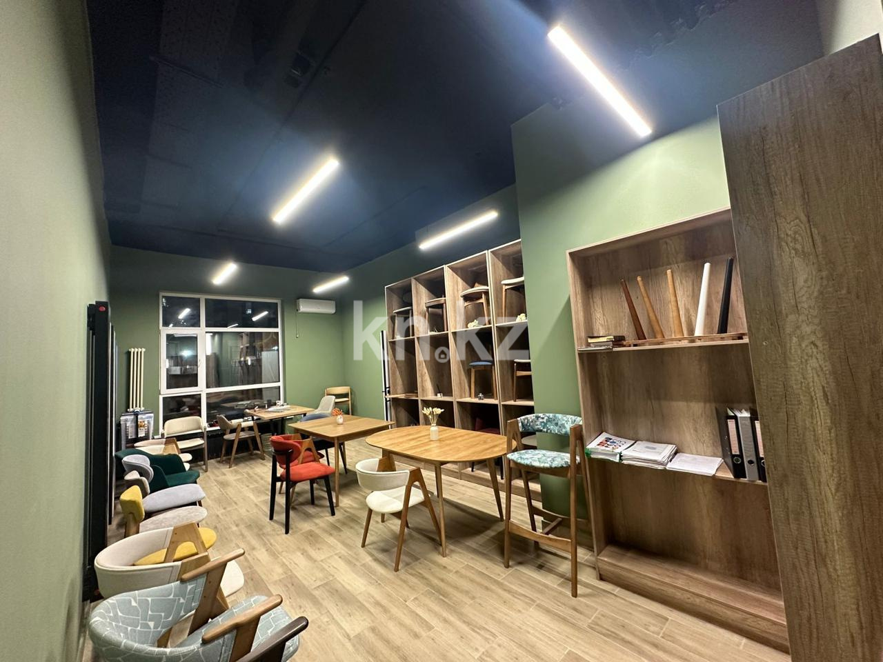 Продажа , 81 м², ул. Байтурсынова, дом  22 - район Нурыл жол в Астане - фото 2