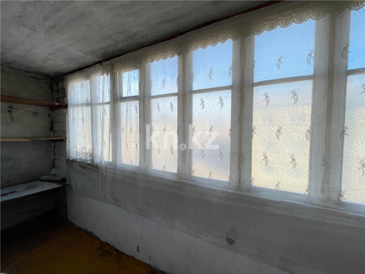 Продажа 1-комнатной квартиры, 40 м², мкр. Горняк, дом  146 в Сарани - фото 4