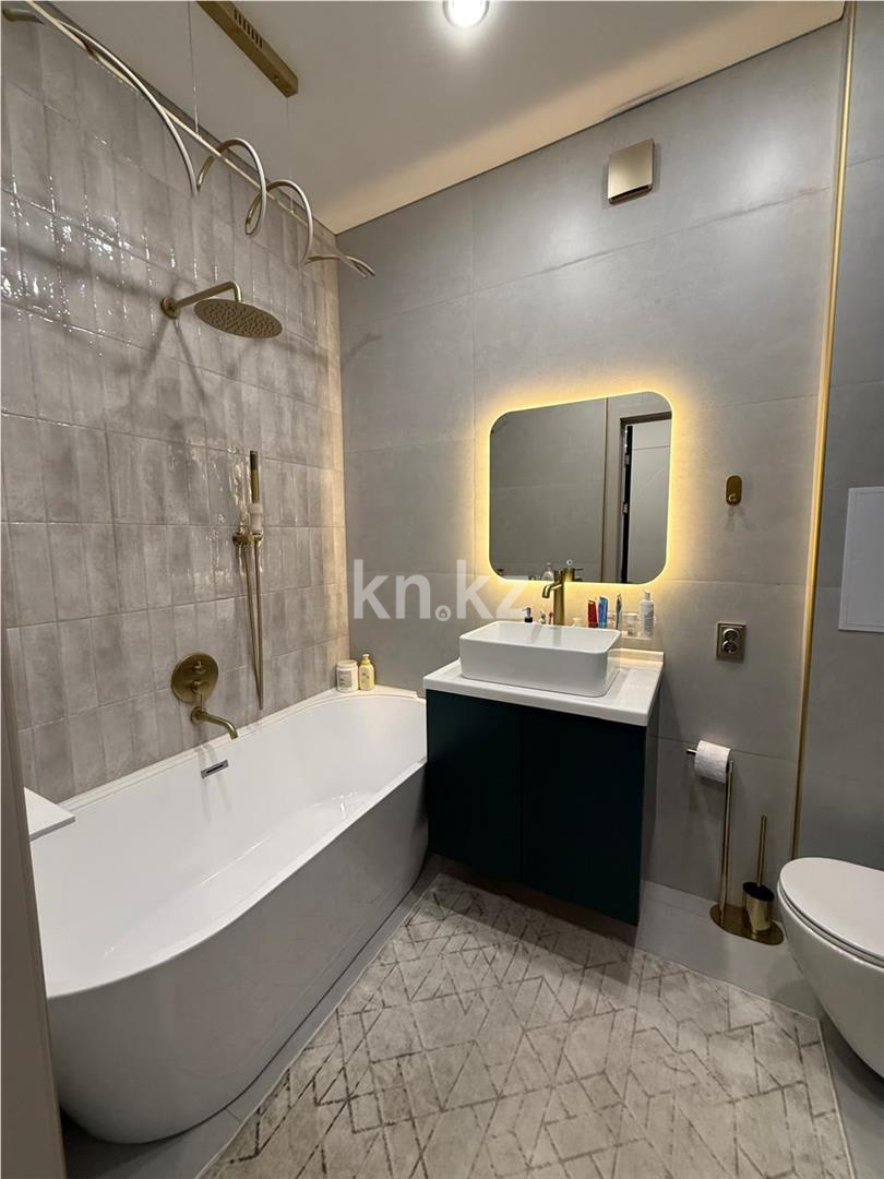 Продажа 3-комнатной квартиры, 65 м² в Караганде - фото 10