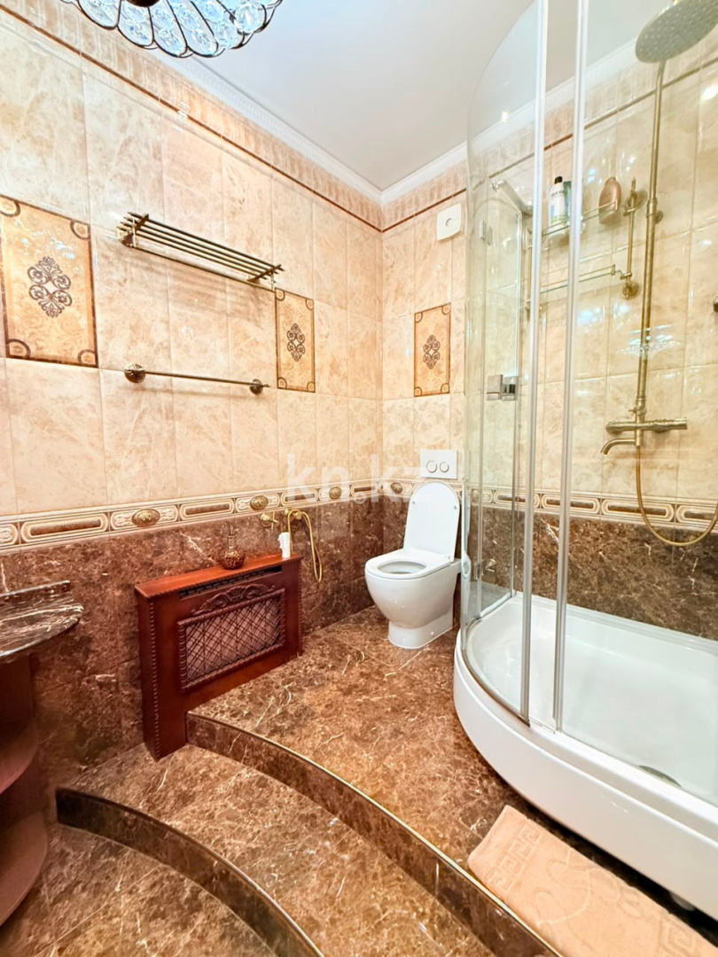 Продажа 5-комнатной квартиры, 300 м² в Астане - фото 22