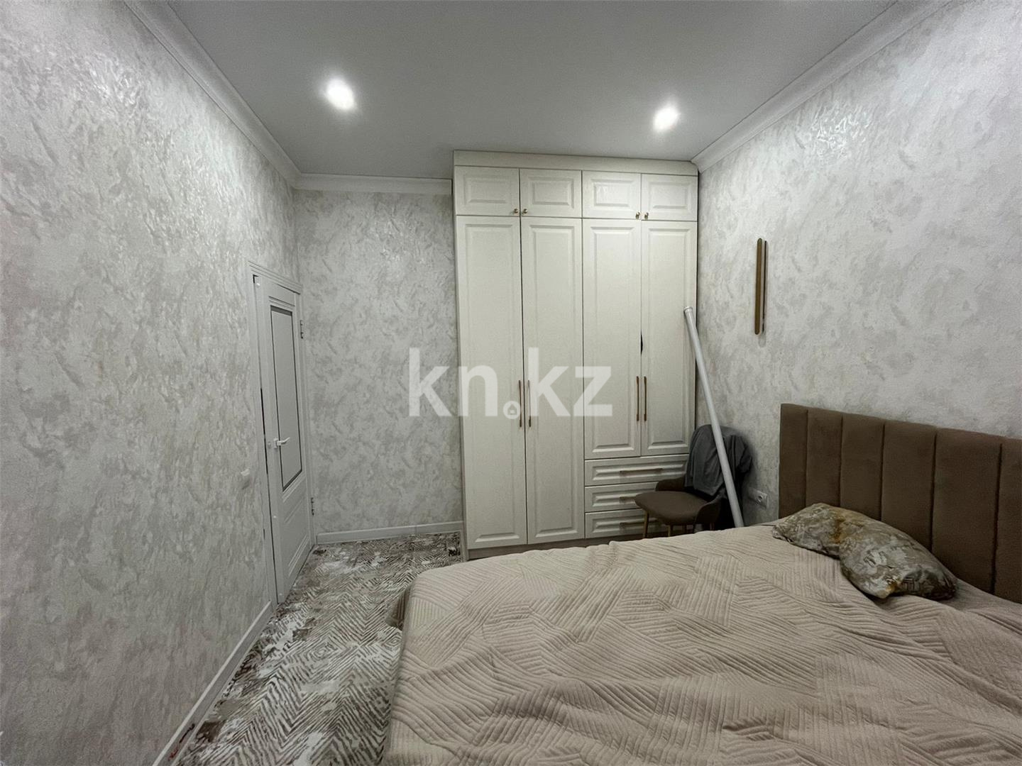 Продажа 3-комнатной квартиры, 74 м², ул. Ашимова в Караганде - фото 10