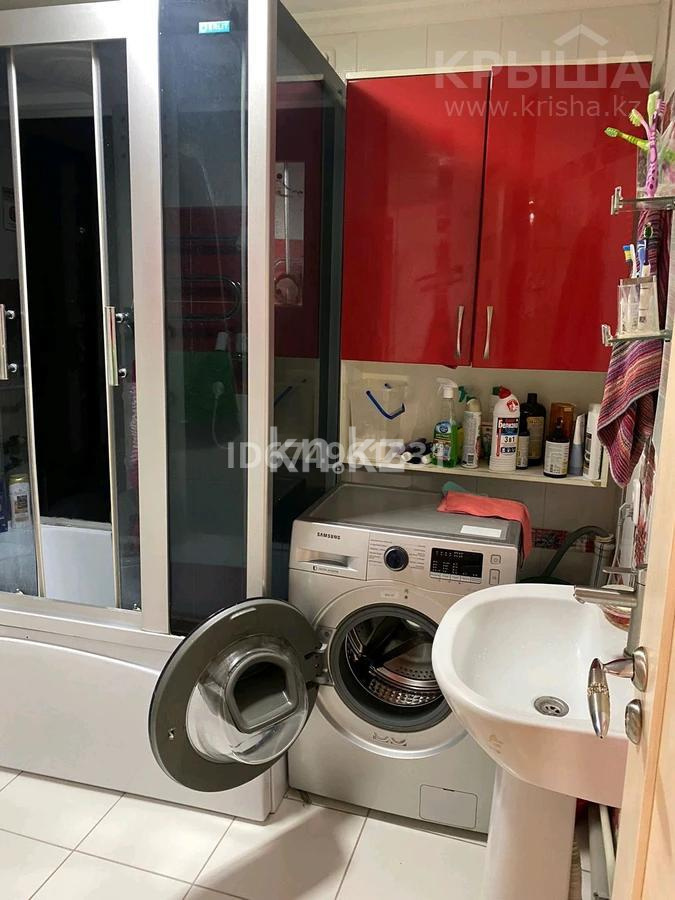 Продажа 4-комнатной квартиры, 80 м², пр. Строителей в Караганде - фото 6