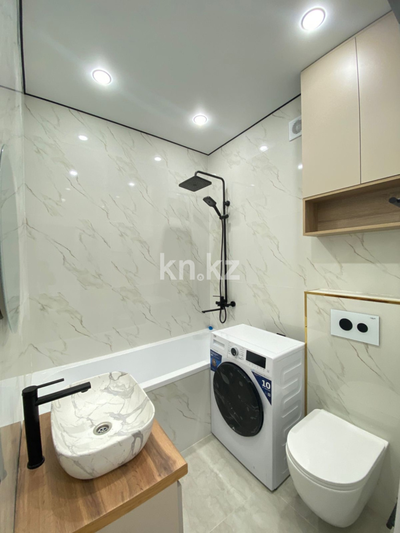 Аренда 1-комнатной квартиры, 33 м², ул. Нажимеденова, дом  52б в Астане - фото 11