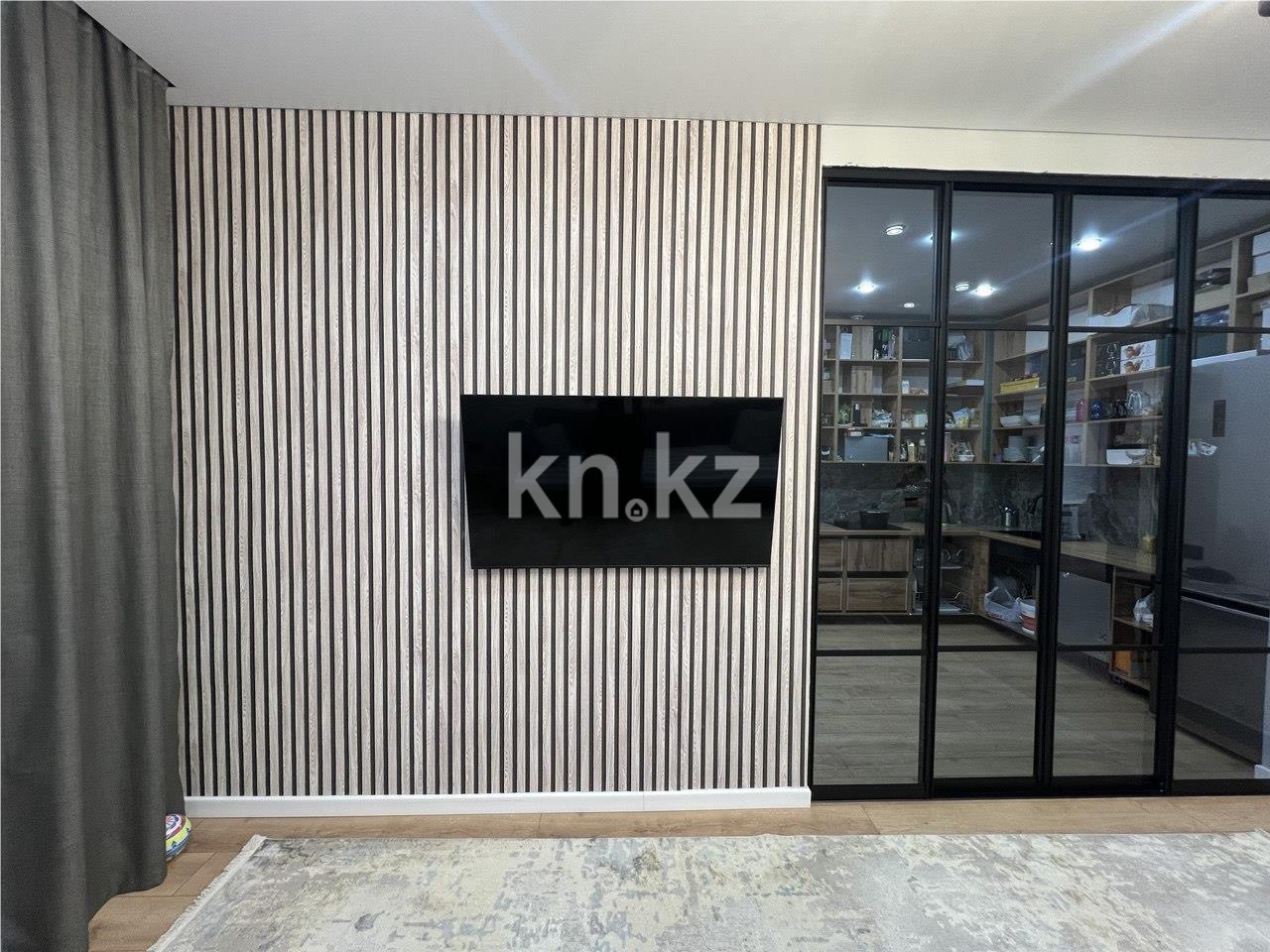 Продажа 4-комнатной квартиры, 104 м², ул. Кулкыбаева в Караганде - фото 3