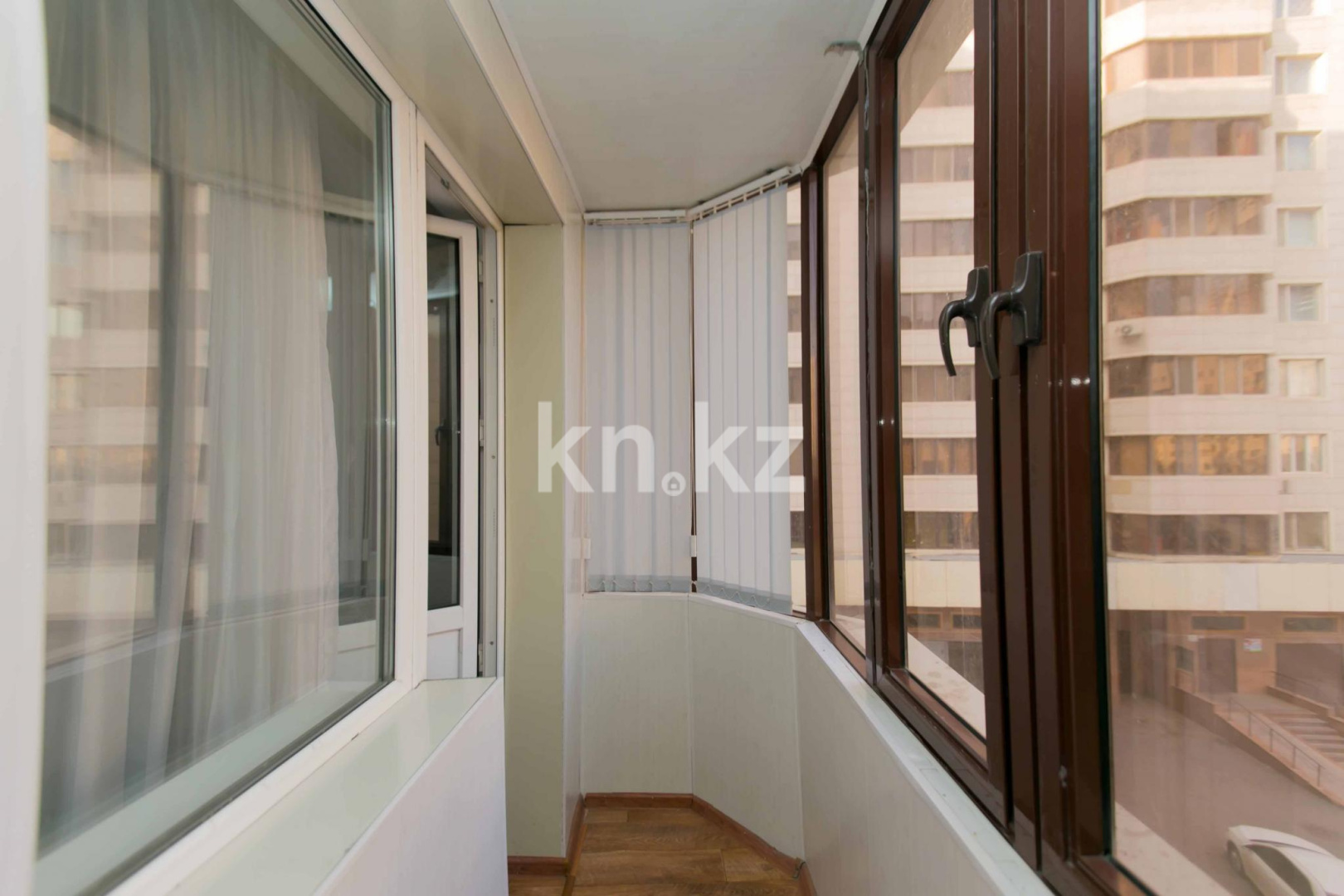 Аренда 1-комнатной квартиры посуточно, 45 м², ул. Достык, дом  12 - ул. Сауран в Астане - фото 13