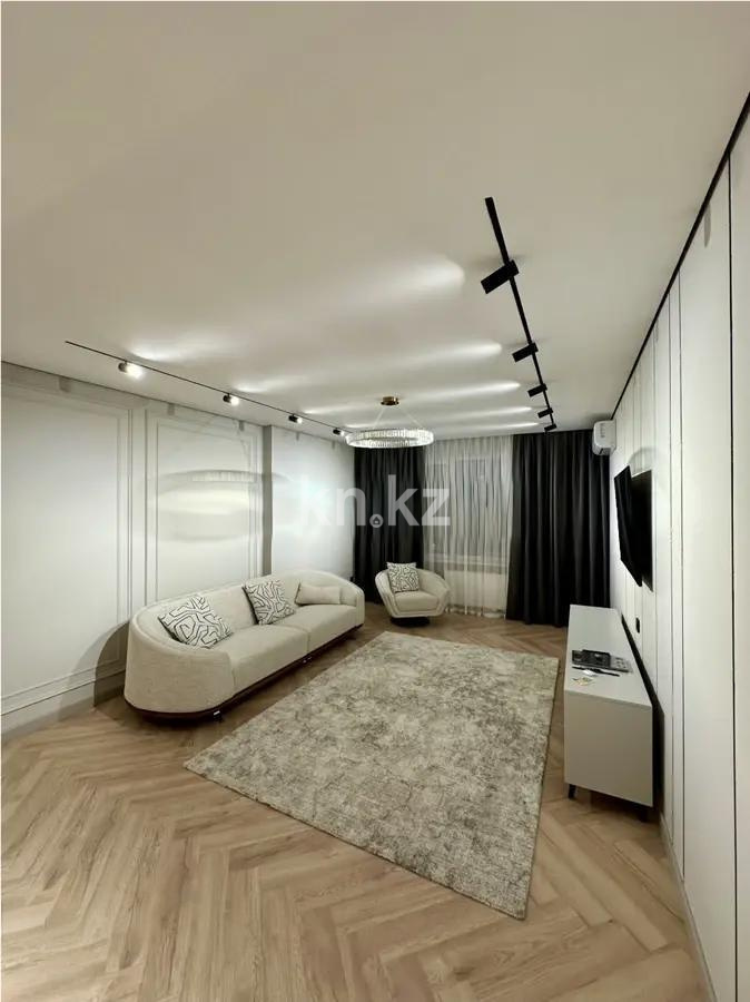 Продажа 2-комнатной квартиры, 81 м² в Алматы