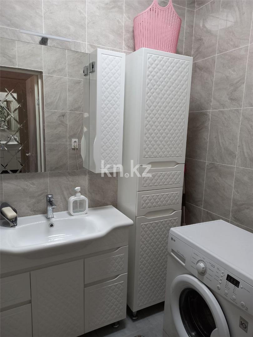 Продажа 6-комнатной квартиры, 154 м², ул. 3-я, дом  1 в Караганде - фото 5