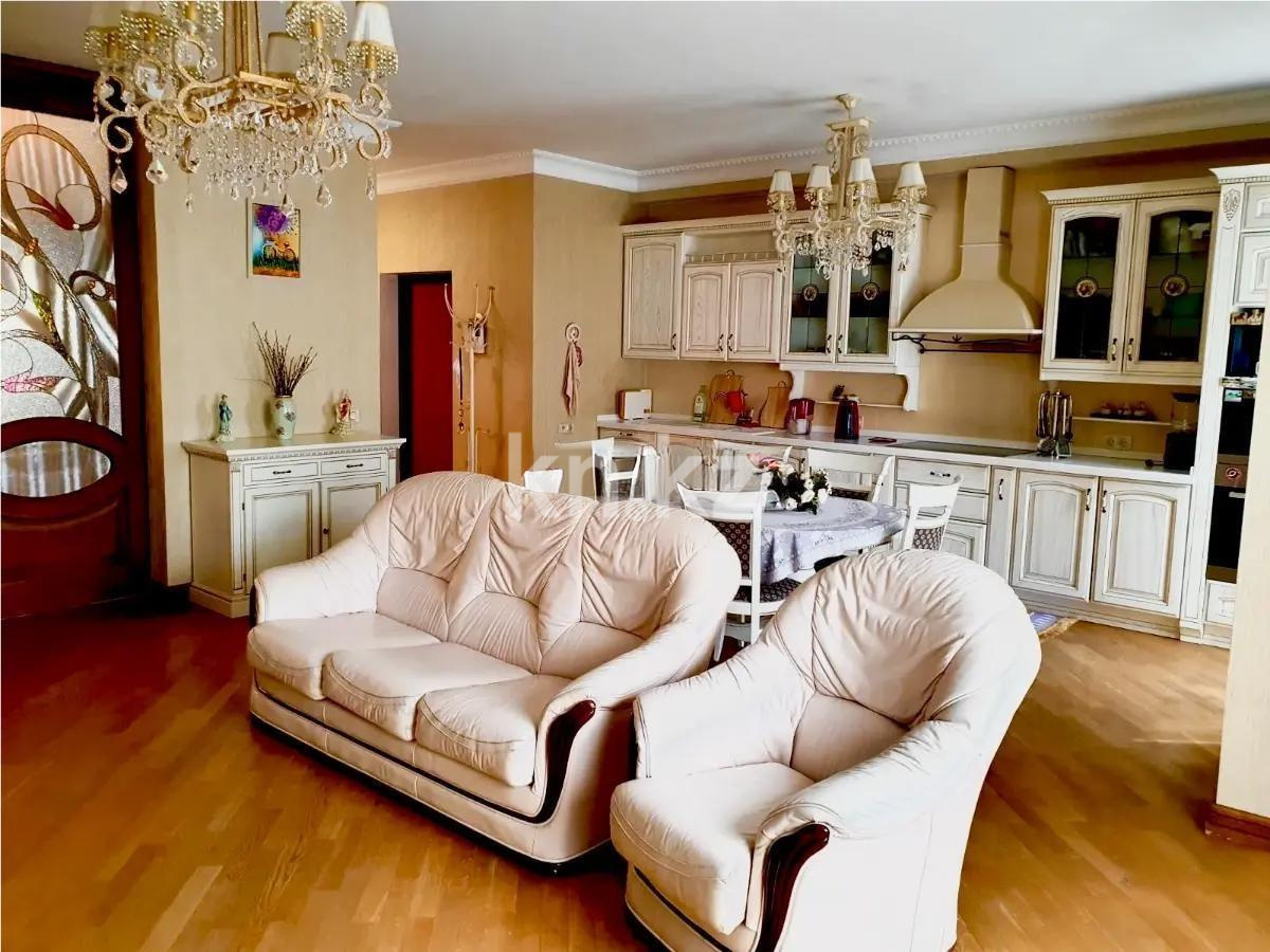 Продажа 4-комнатной квартиры, 160 м², мкр-н Мирас, дом  157 в Алматы - фото 2