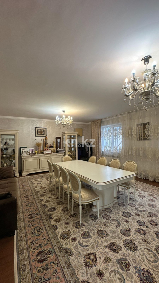 Продажа 7-комнатного дома, 380 м², мкр-н Самал-2, дом  111 в Шымкенте - фото 7