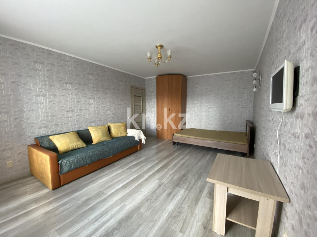 Аренда 1-комнатной квартиры, 35 м² в Астане