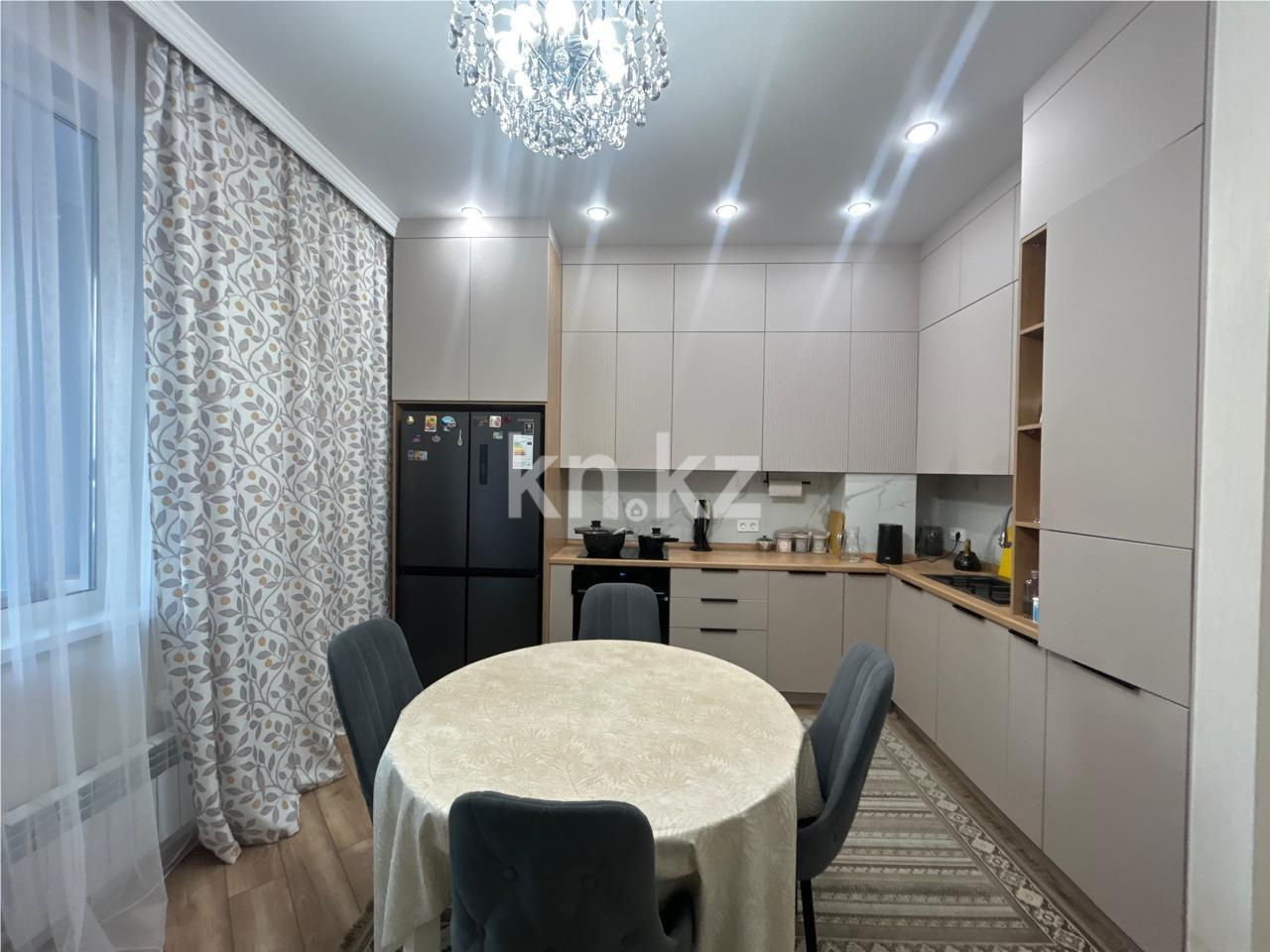 Продажа 3-комнатной квартиры, 100 м², ул. Бокейхана в Астане - фото 14