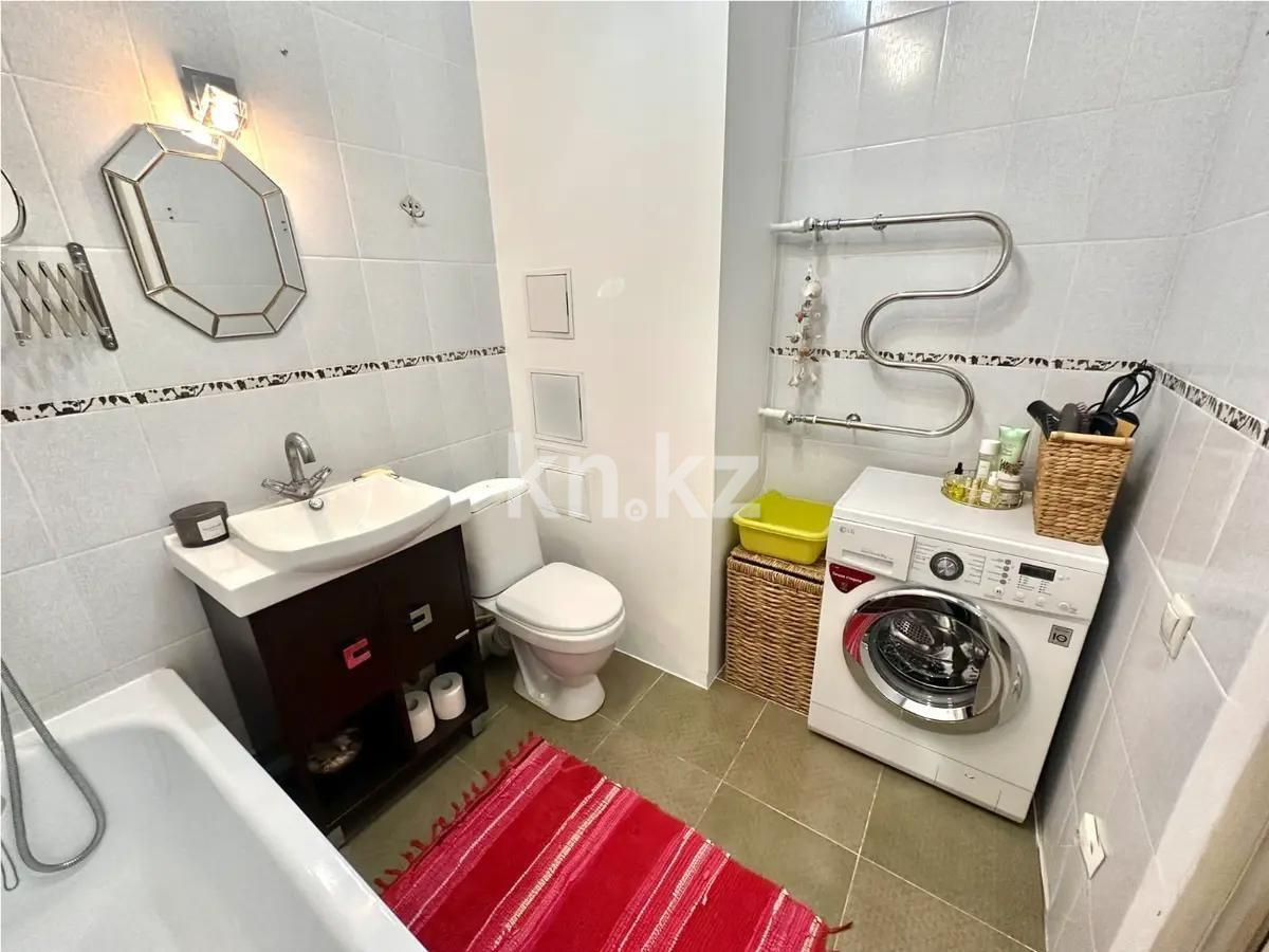 Продажа 2-комнатной квартиры, 45.8 м², ул. Кунаева, дом  1 в Алматы - фото 3