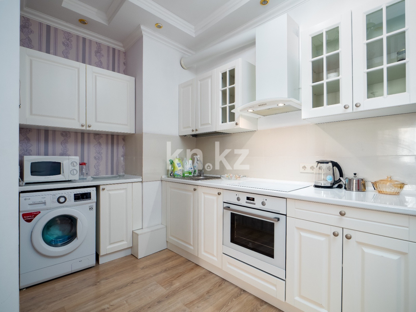 Аренда 1-комнатной квартиры посуточно, 42 м², ул. Навои, дом  208 - ул. Торайгырова в Алматы - фото 14