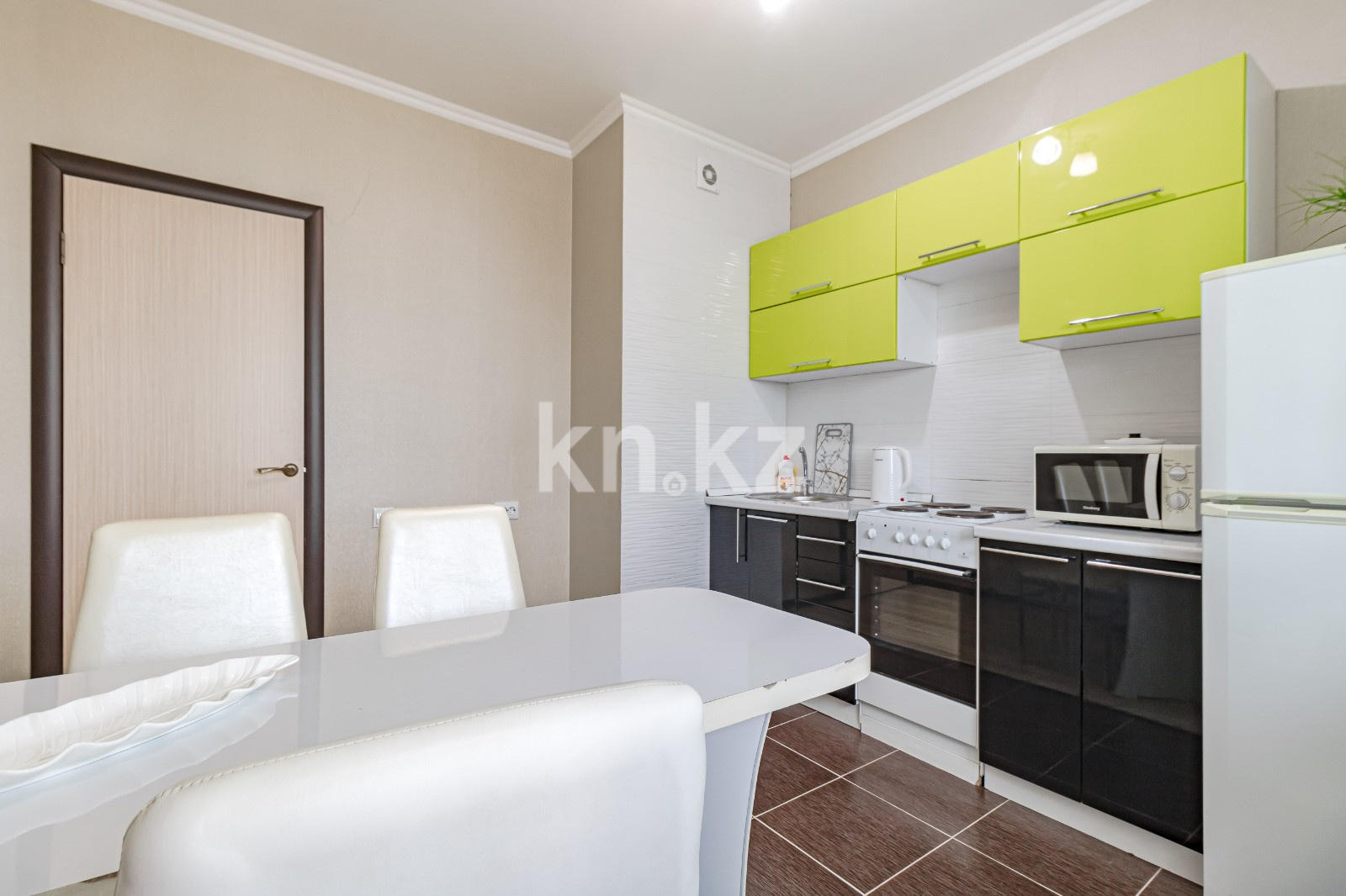 Аренда 2-комнатной квартиры посуточно, 65 м², ул. Сарайшык, дом  7 - пр. Кабанбай батыра в Астане - фото 8