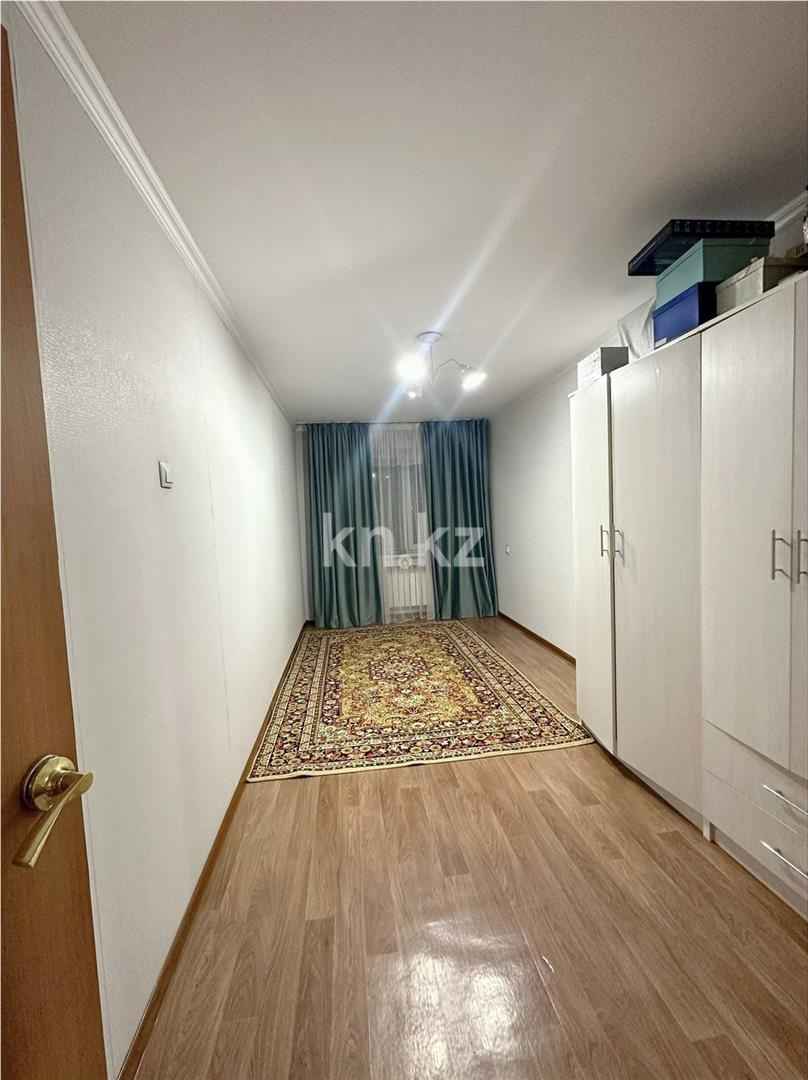 Продажа 2-комнатной квартиры, 45 м², 17 мкр., дом  56 в Караганде - фото 2