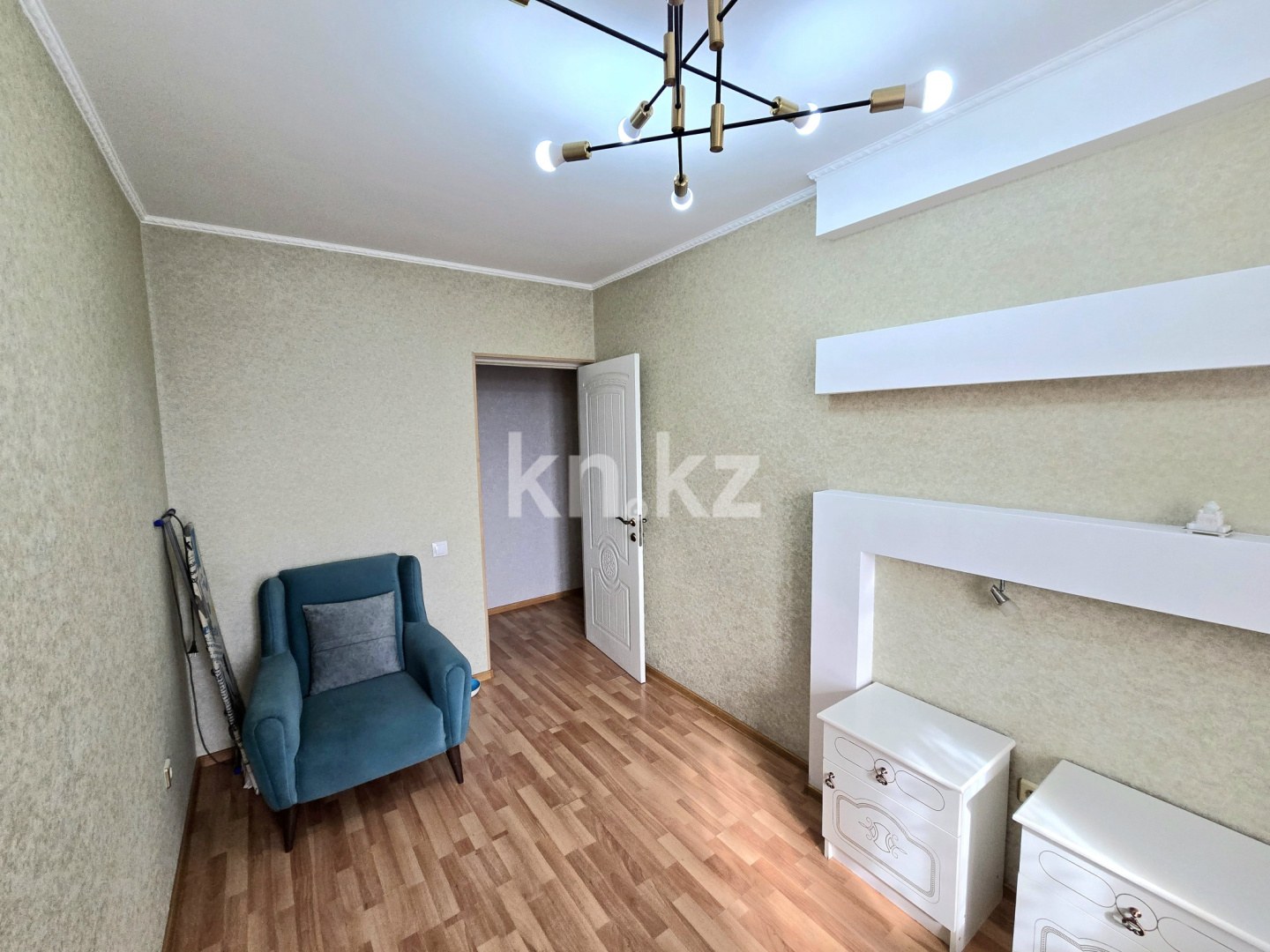 Продажа 3-комнатной квартиры, 62 м², ул. Туркестанская, дом  9 в Шымкенте - фото 8