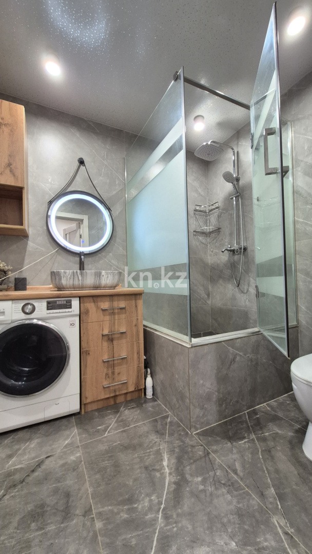 Продажа 2-комнатной квартиры, 43 м², пр. Азаттык, дом  67 в Атырау - фото 10