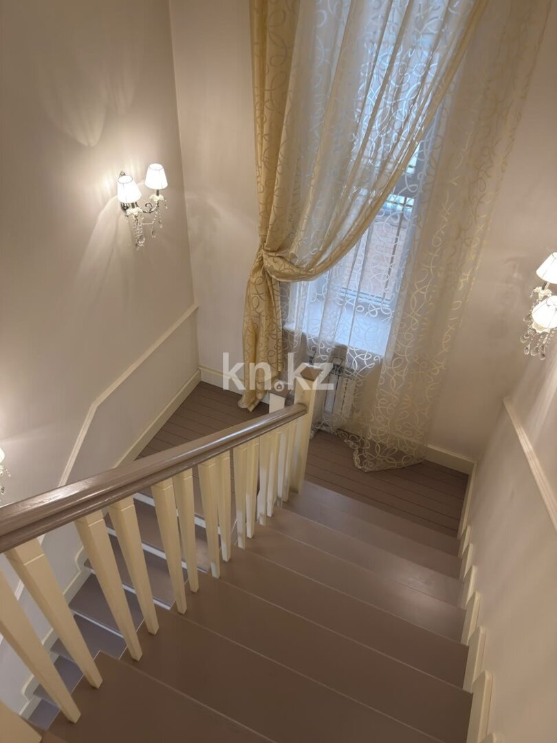 Продажа 7-комнатного дома, 550 м² в Караганде - фото 15