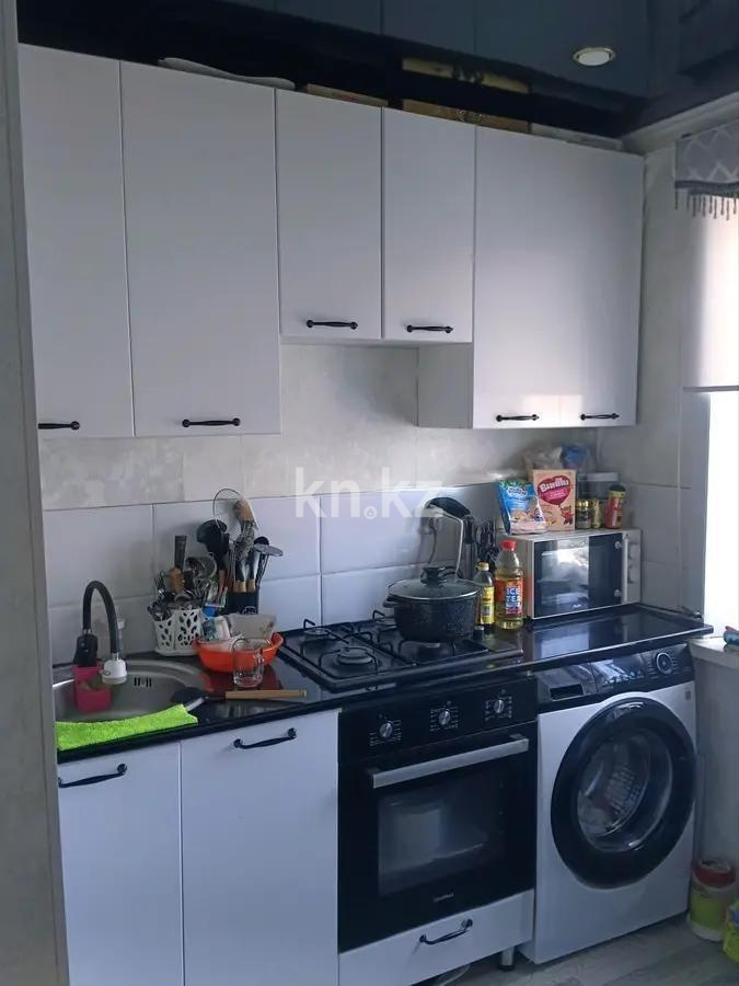 Продажа 3-комнатной квартиры, 47 м², мкр-н 16, дом  7 в Караганде - фото 4