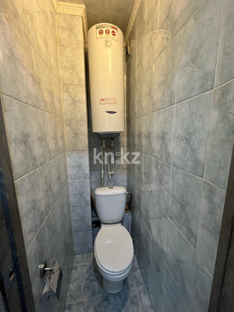 Продажа 2-комнатной квартиры, 44 м², мкр-н 12, дом  67а в Караганде - фото 8