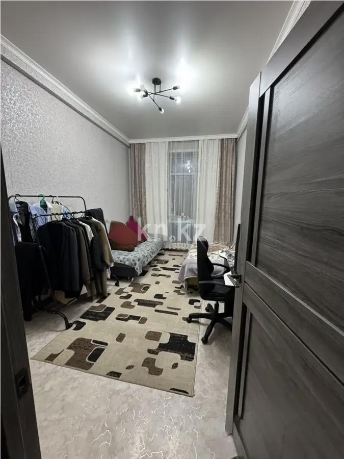 Продажа 3-комнатной квартиры, 68 м², ул. Резника, дом  15 в Караганде - фото 2
