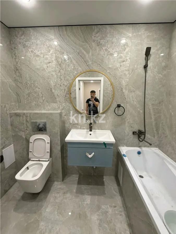 Продажа 2-комнатной квартиры, 60 м², ул. Сауран, дом  3/1 в Астане - фото 2