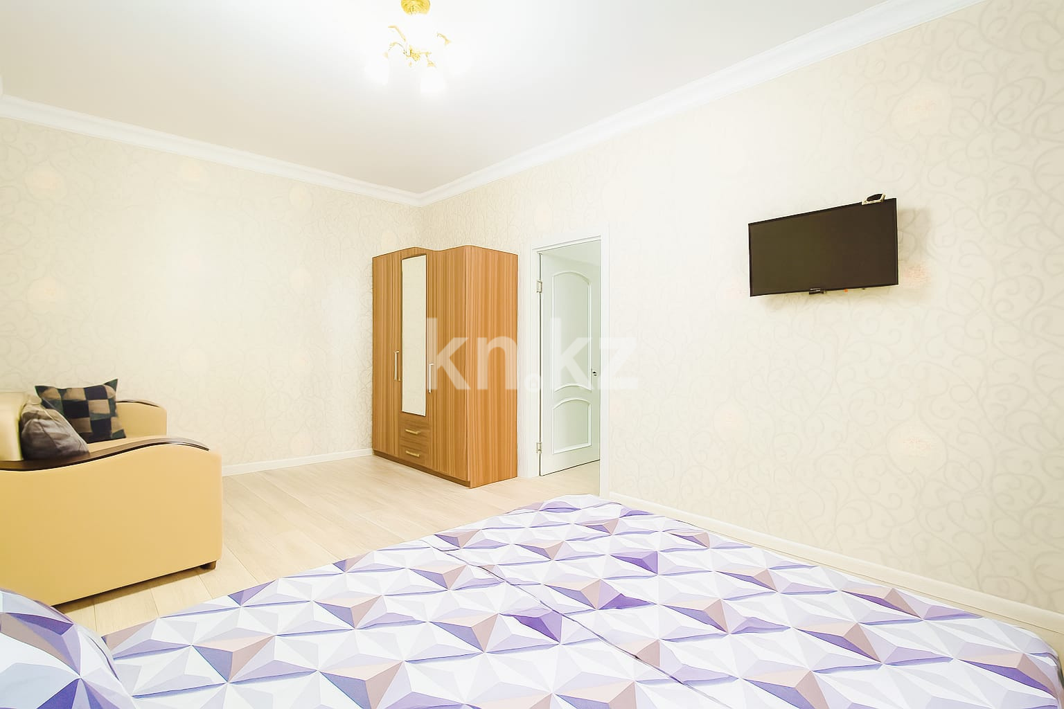 Аренда 1-комнатной квартиры посуточно, 40 м², пр. Кабанбай батыра, дом  29/2 - ул. Сыганак в Астане - фото 6