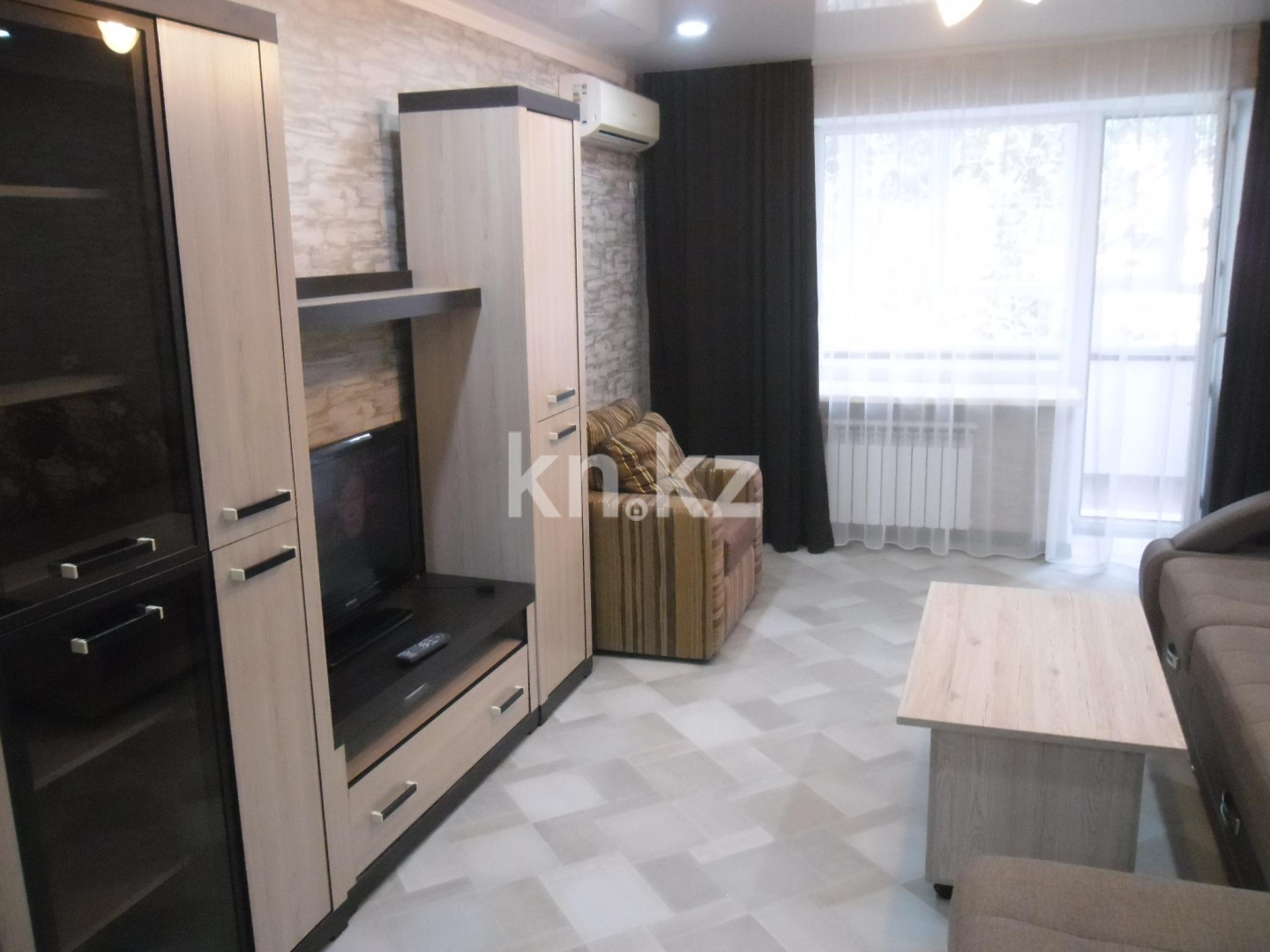 Аренда 3-комнатной квартиры посуточно, 77 м², ул. Набережная Славского, дом  48 в Усть-Каменогорске - фото 7