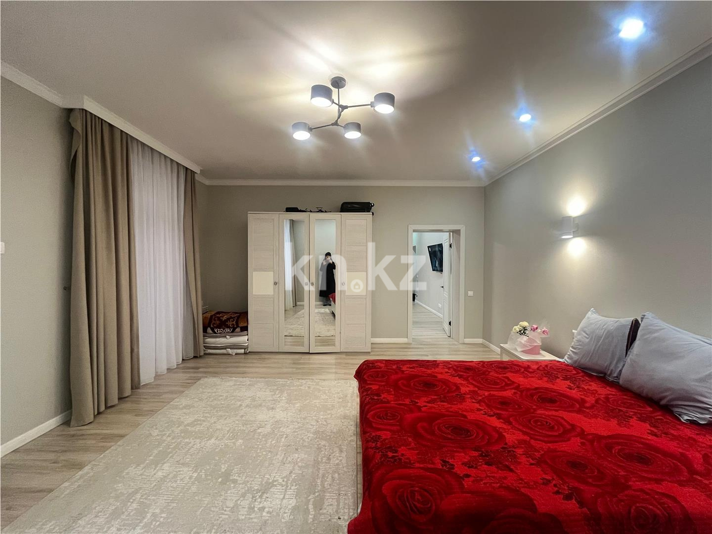 Продажа 2-комнатной квартиры, 70 м², пр. Строителей, дом  33/4 в Караганде - фото 10