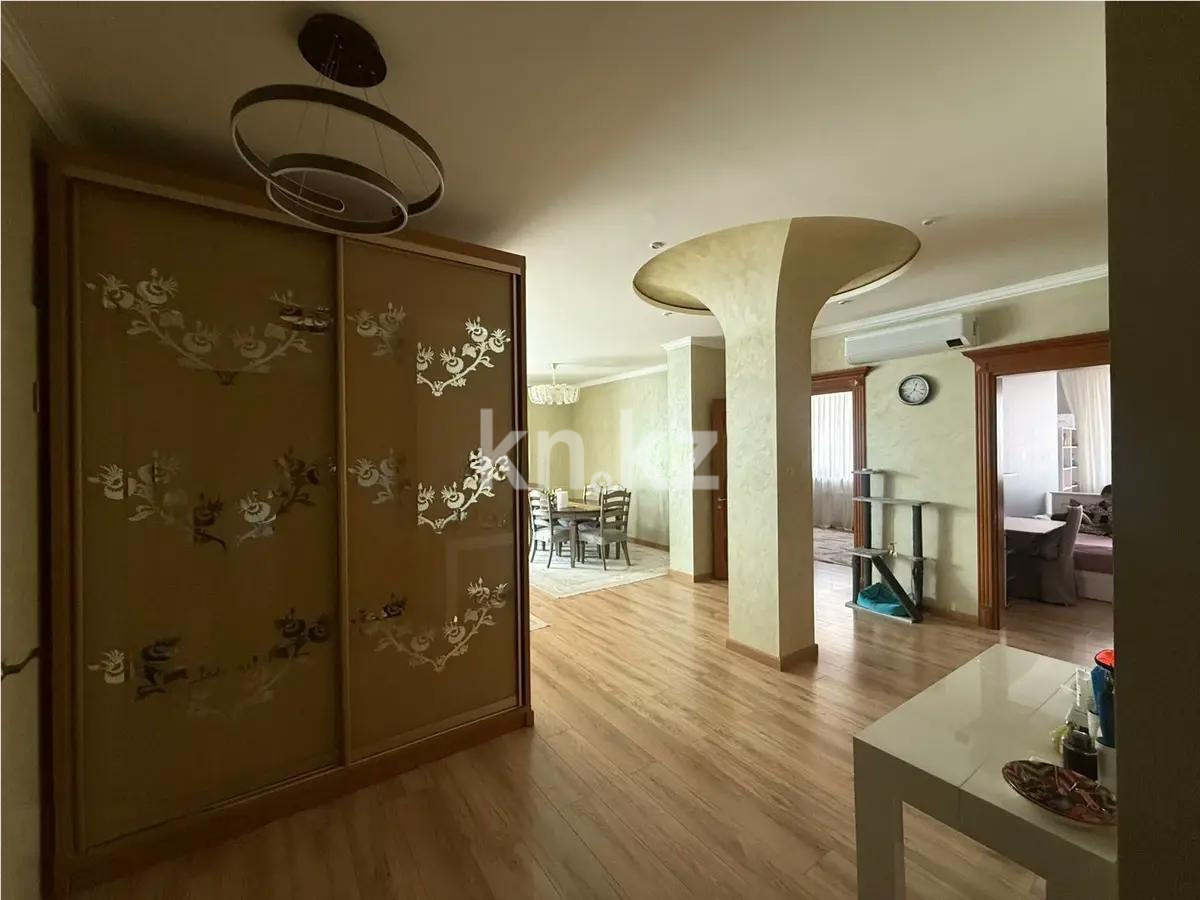 Продажа 4-комнатной квартиры, 145 м², пр. Достык, дом  162/4 в Алматы - фото 3