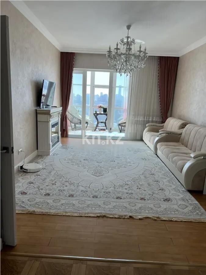 Продажа 2-комнатной квартиры, 90 м² в Астане