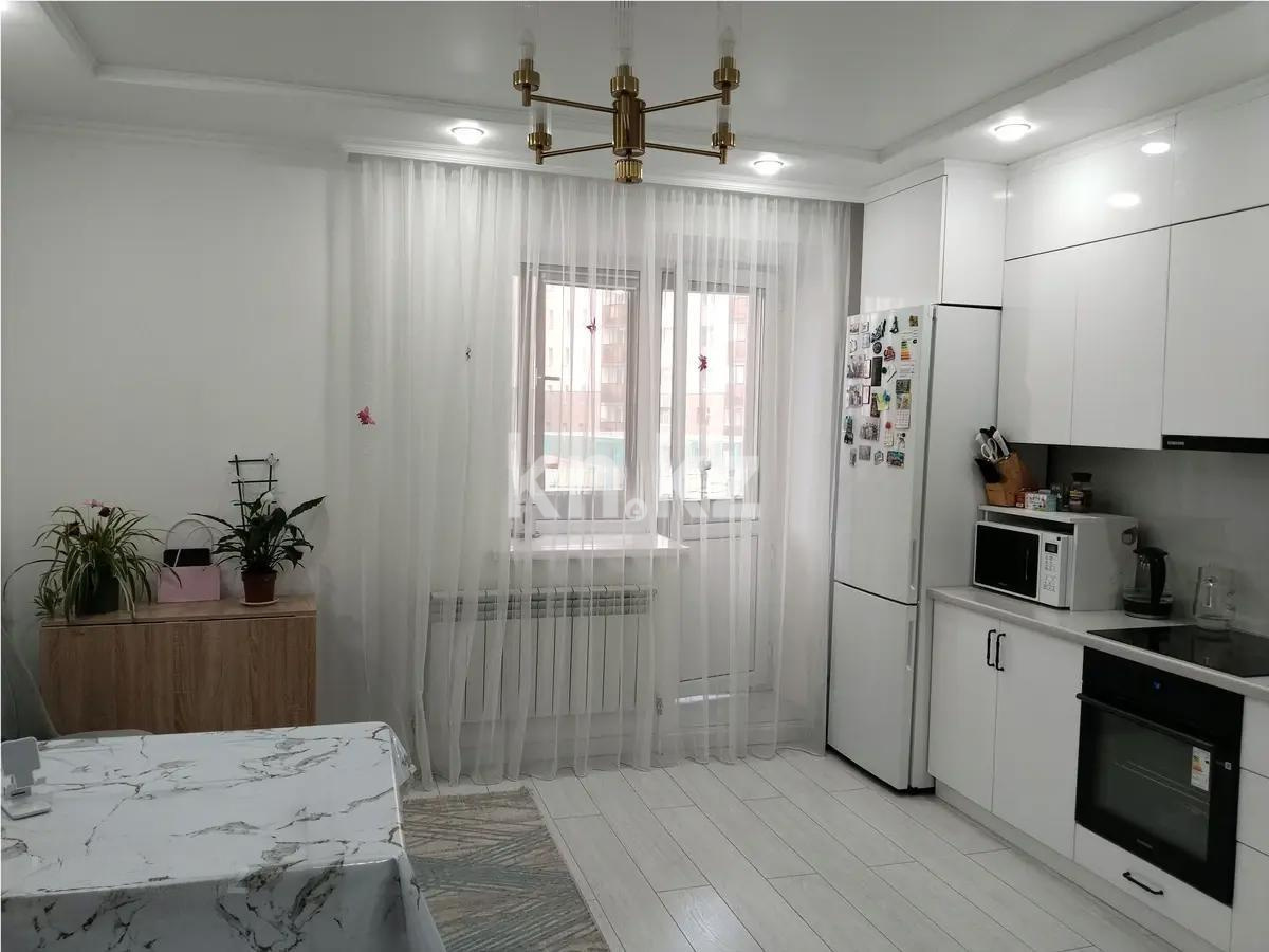 Продажа 2-комнатной квартиры, 68.5 м², пр. Кошкарбаева, дом  15 в Астане