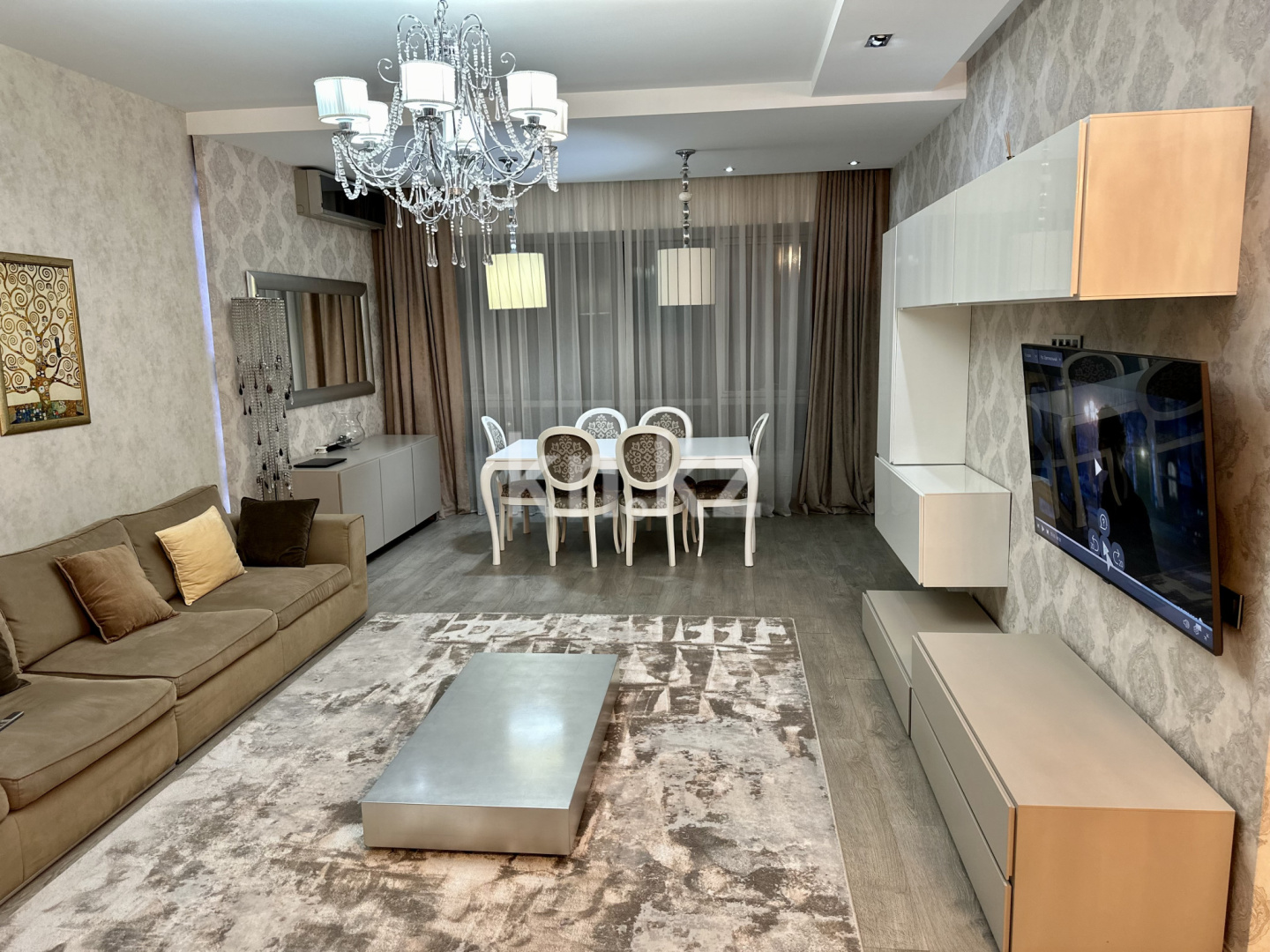 Продажа 4-комнатной квартиры, 159 м², бул. Бухар Жырау, дом  27/5в - ул. Маркова в Алматы