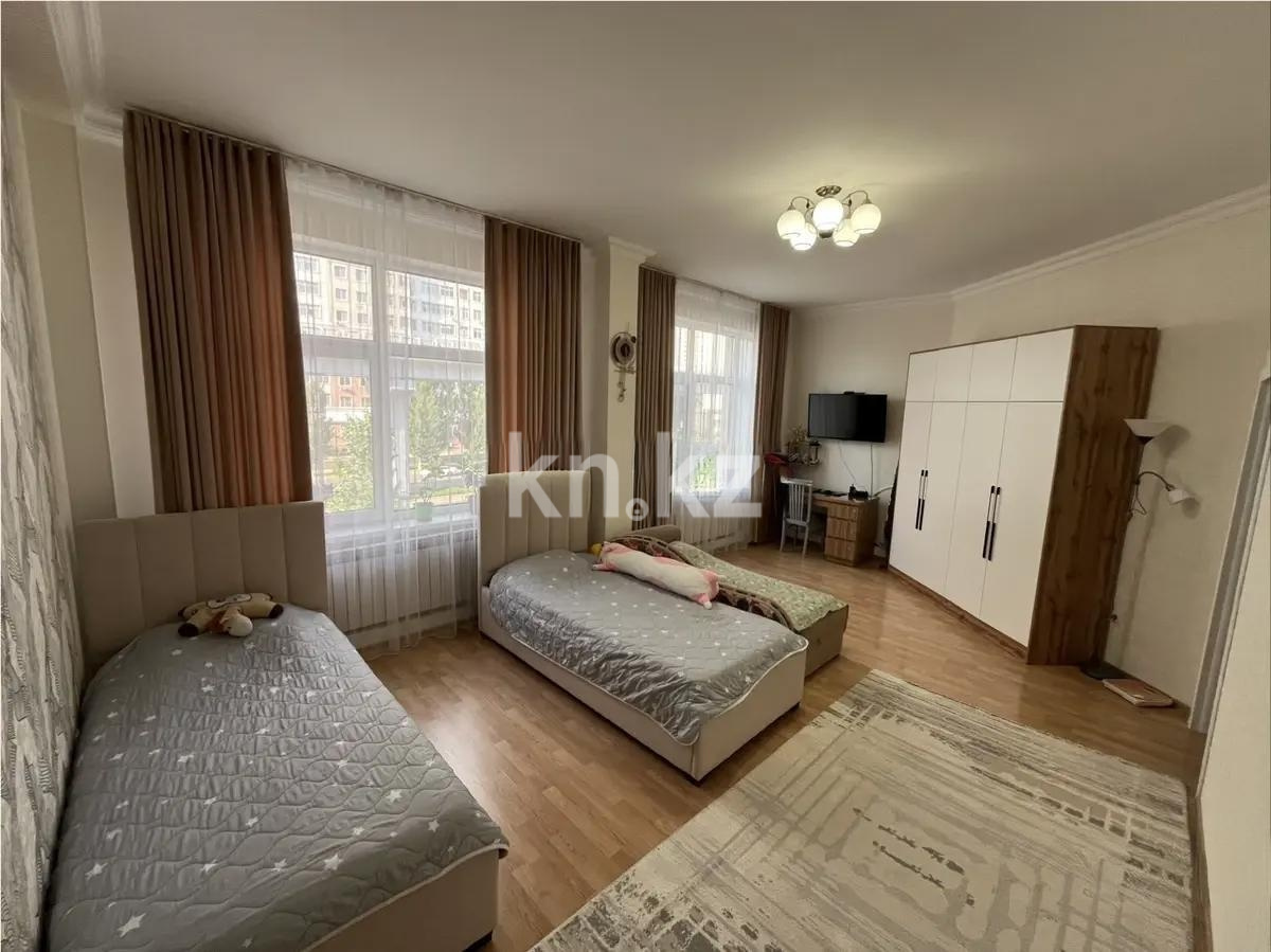 Продажа 2-комнатной квартиры, 88 м² в Астане