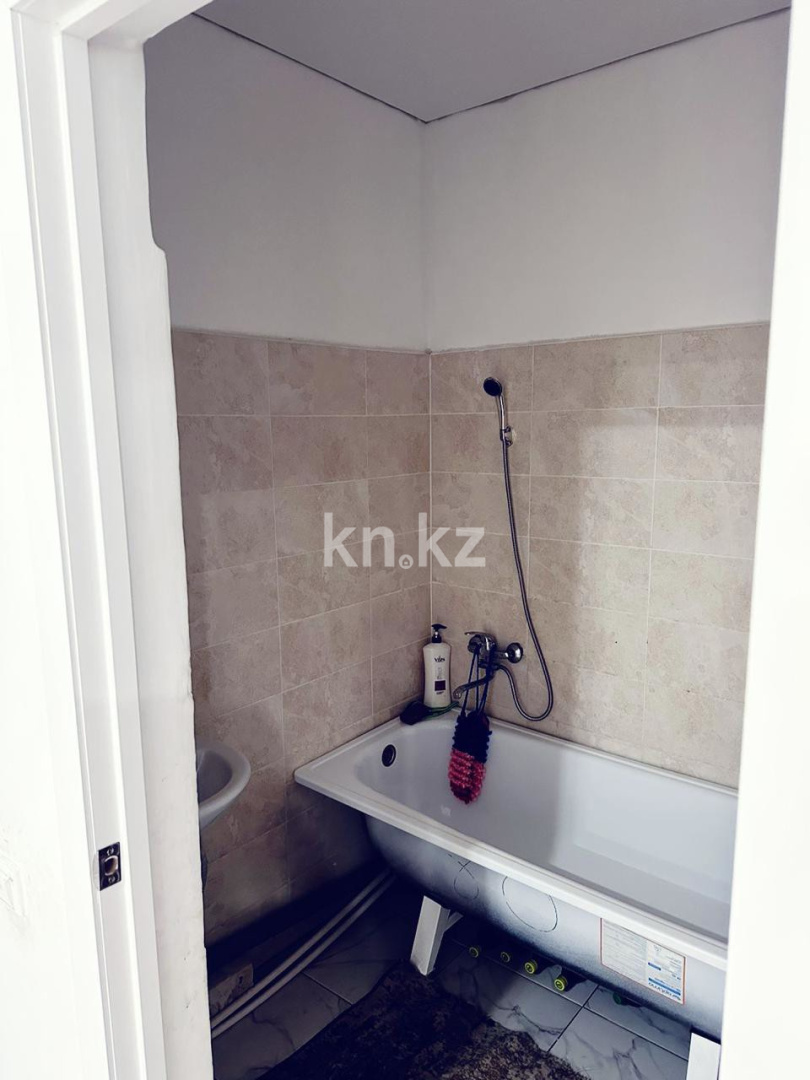 Продажа 2-комнатной квартиры, 81 м², ул. Самал, дом  86 в Уральске - фото 9