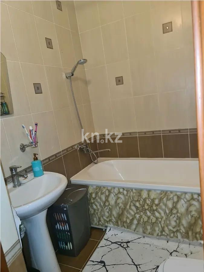 Продажа 1-комнатной квартиры, 41 м², ул. Валиханова, дом  1 в Астане - фото 3