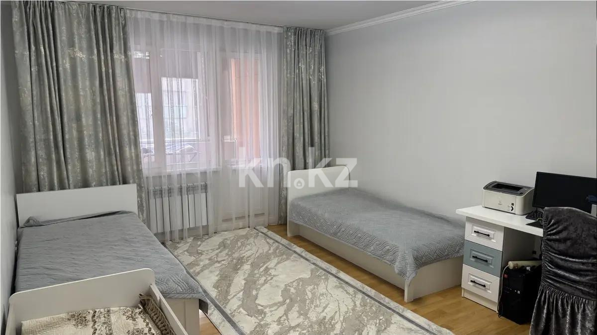Продажа 3-комнатной квартиры, 108.6 м², мкр-н Аксай-1а, дом  27 в Алматы - фото 3