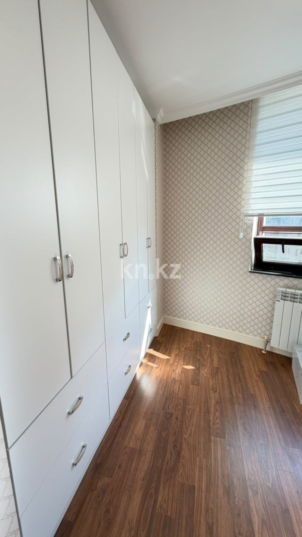 Аренда 4-комнатной квартиры, 225 м² в Астане - фото 17