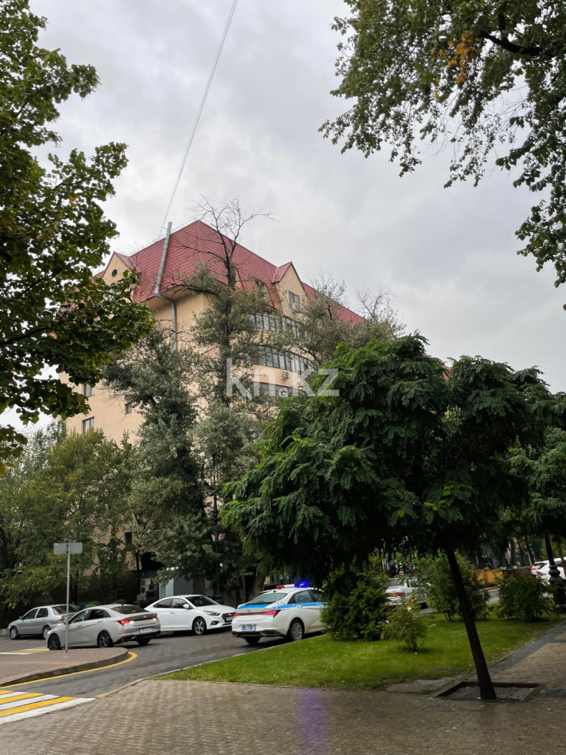 Продажа 4-комнатной квартиры, 160 м² в Алматы