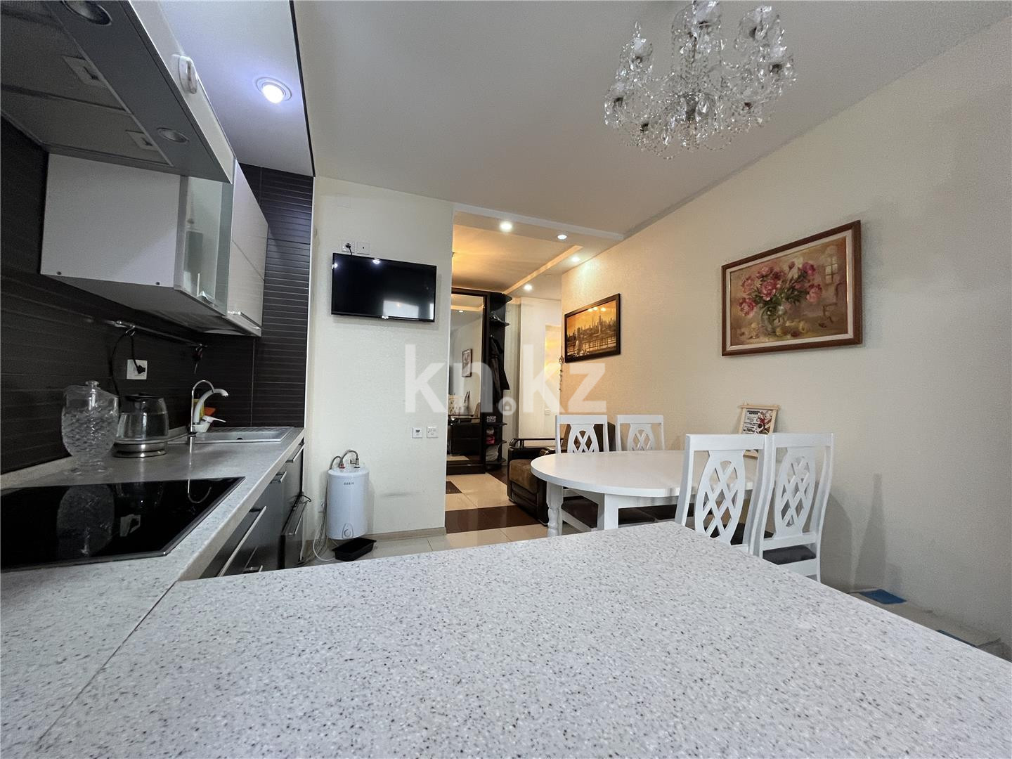 Продажа 3-комнатной квартиры, 95 м², пр. Республики в Караганде - фото 25