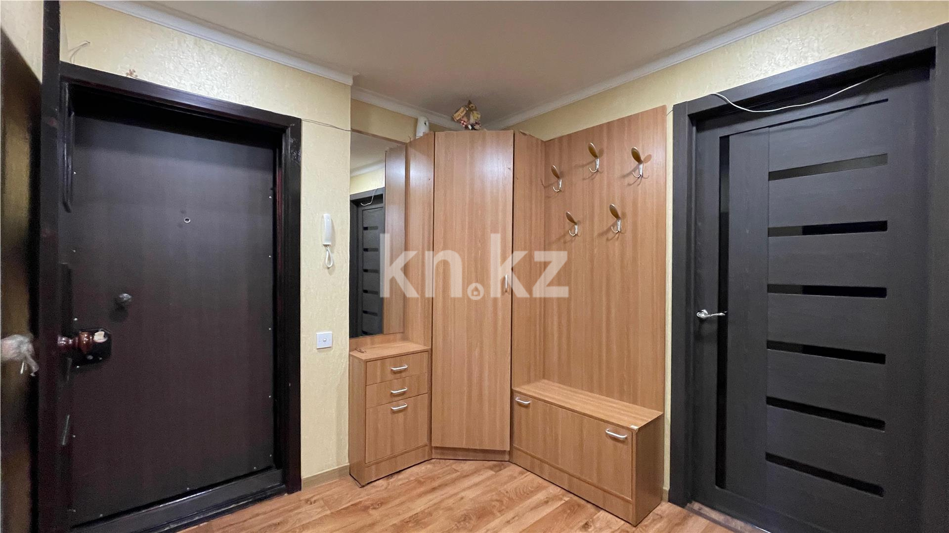 Продажа 3-комнатной квартиры, 61 м², мкр-н 15 в Караганде - фото 19