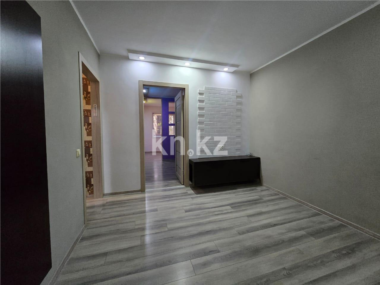 Продажа 2-комнатной квартиры, 43 м², 6 мкр. в Темиртау